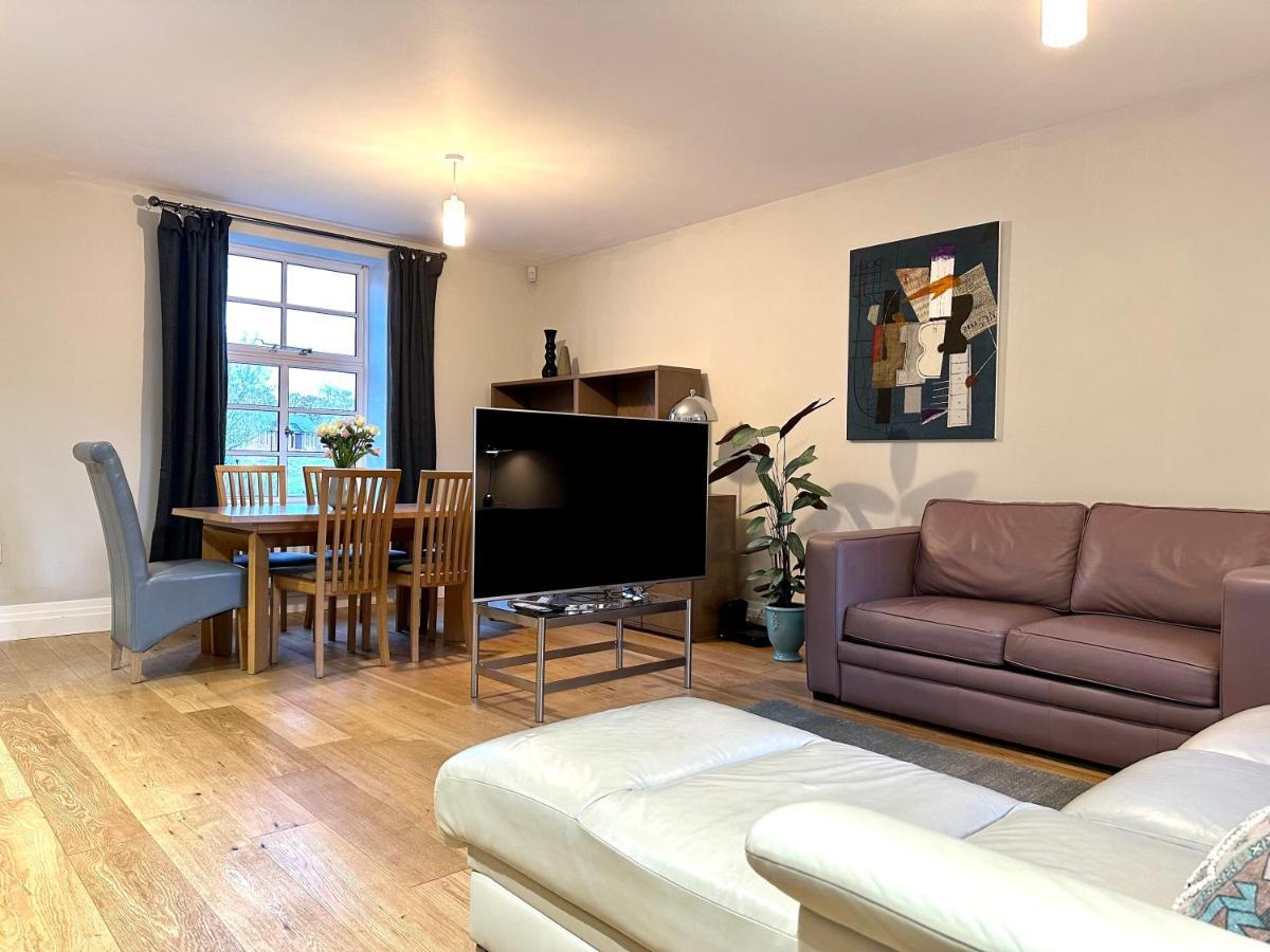 Desirable 2 Bedroom Apartment In Bicester That Sleeps 5 Exterior foto